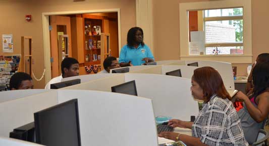 Carvers Bay Branch Library computer class