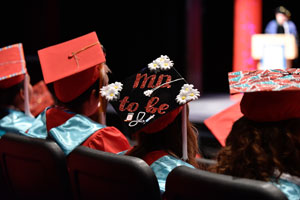 UNM BA/MD student’s mortar board message.